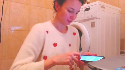 Snapshot of candyjesx chatting on 02/07/25, 01:11 CANDYJESx online show from 02/07/25, 01:11