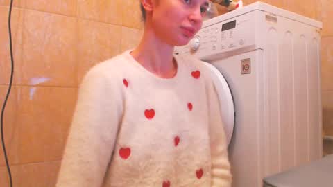 Snapshot of candyjesx chatting on 02/11/25, 01:41 CANDYJESx online show from 02/11/25, 01:41