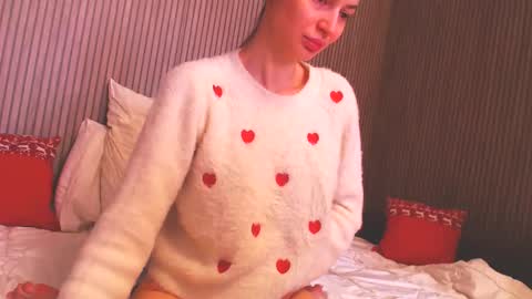 Snapshot of candyjesx chatting on 03/08/25, 01:36 CANDYJESx online show from 03/08/25, 01:36