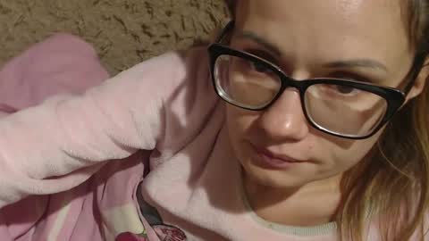Snapshot of candylady136 chatting on 12/04/24, 12:52 say meow and send tip  online show from 12/04/24, 12:52