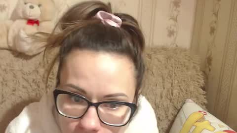 Snapshot of candylady136 chatting on 02/19/25, 10:56 say meow and send tip  online show from 02/19/25, 10:56