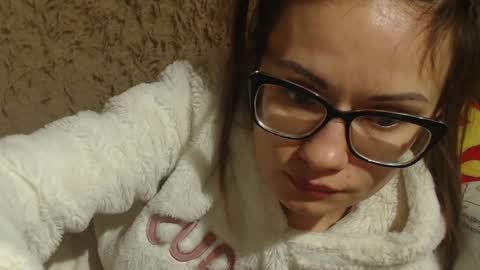 Snapshot of candylady136 chatting on 02/24/25, 02:37 say meow and send tip  online show from 02/24/25, 02:37