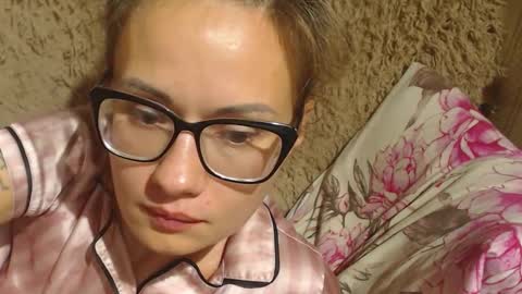 Snapshot of candylady136 chatting on 09/11/25, 09:37 say meow and send tip  online show from 09/11/25, 09:37