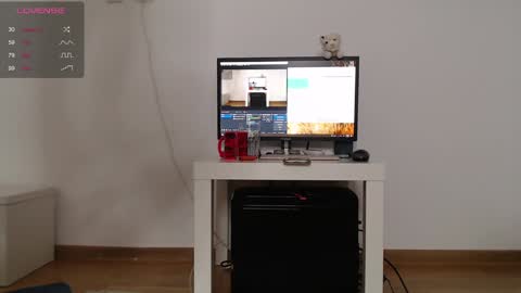 Snapshot of candyliciousss chatting on 01/06/25, 09:41 candyliciousss online show from 01/06/25, 09:41