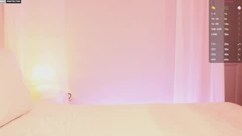 Snapshot of candymoore_ chatting on 01/13/25, 08:58 Candice online show from 01/13/25, 08:58