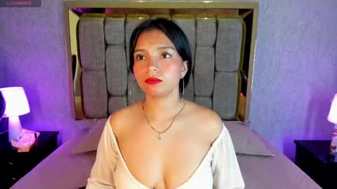 Snapshot of candys_victoria chatting on 10/03/25, 01:57 Candys Victoria online show from 10/03/25, 01:57
