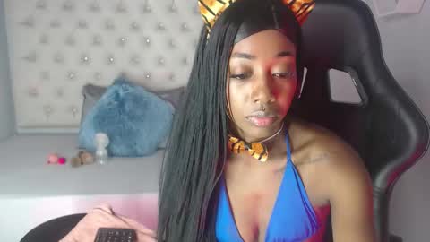 Snapshot of candyy_ebony chatting on 10/29/25, 05:10 Candy Ebony online show from 10/29/25, 05:10
