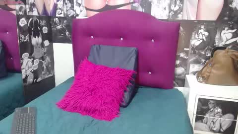 Snapshot of canela_a73 chatting on 09/08/25, 05:56 Canela online show from 09/08/25, 05:56