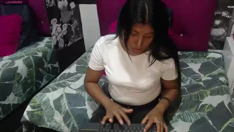 Snapshot of canela_a73 chatting on 09/14/25, 03:44 Canela online show from 09/14/25, 03:44