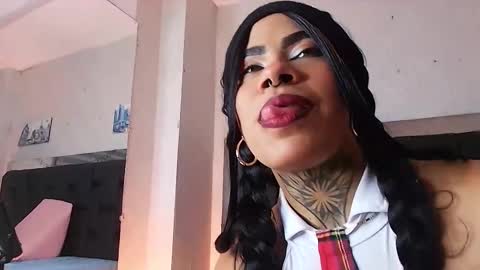 Aura  online show from 02/26/25, 12:03