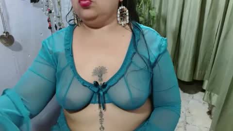 CanelaCollins online show from 12/05/25, 03:59