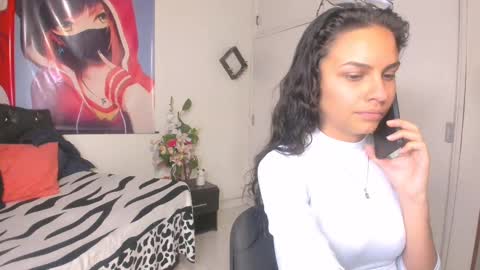 Snapshot of canelita_love221941 chatting on 02/27/25, 07:26 canela online show from 02/27/25, 07:26