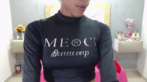 Snapshot of canella_hotx chatting on 01/02/25, 05:39 Canela online show from 01/02/25, 05:39
