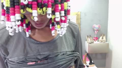 Snapshot of canella_hotx chatting on 01/16/25, 03:02 Canela online show from 01/16/25, 03:02