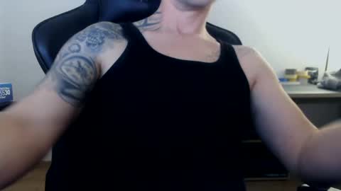 Snapshot of capoo89 chatting on 12/03/24, 08:06 Chriz online show from 12/03/24, 08:06