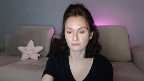 Snapshot of carakat chatting on 03/05/25, 11:38 carakat online show from 03/05/25, 11:38