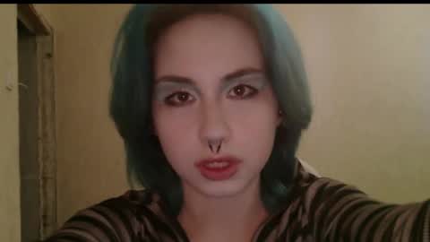 Leia online show from 11/21/25, 08:51