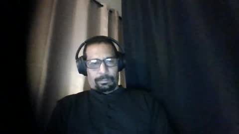 Adams huge online show from 10/31/25, 08:04