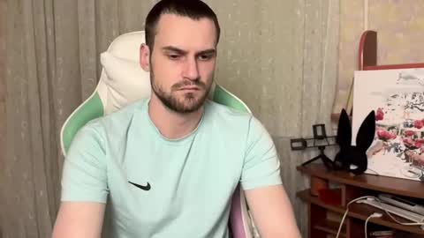 Snapshot of cari_2you chatting on 11/09/25, 07:01 Cari online show from 11/09/25, 07:01