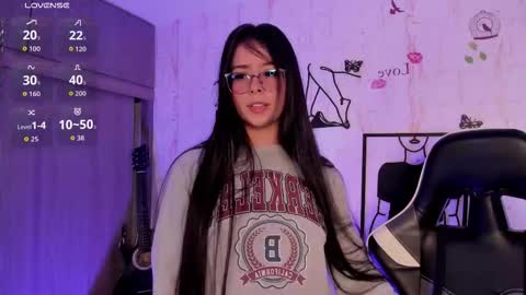 C A R O L I N A IG caroolina 19 online show from 11/09/25, 08:07