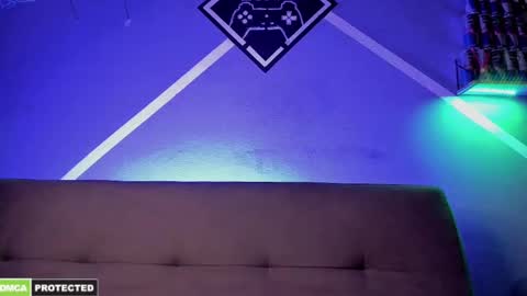 Carl online show from 10/10/25, 05:01