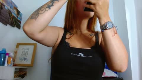 Snapshot of carla_beer chatting on 12/28/24, 11:41 Carla online show from 12/28/24, 11:41