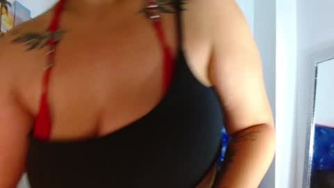 Snapshot of carla_beer chatting on 12/29/24, 09:09 Carla online show from 12/29/24, 09:09