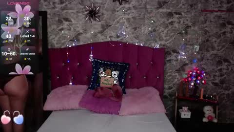 Snapshot of carla_naugthy_ chatting on 12/31/24, 12:46 Carla naugthy online show from 12/31/24, 12:46