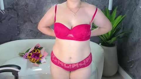 Carla  online show from 11/04/25, 01:32