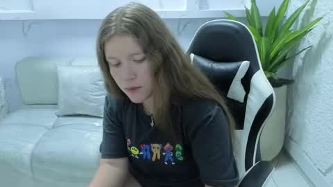 Carla  online show from 11/13/25, 12:48