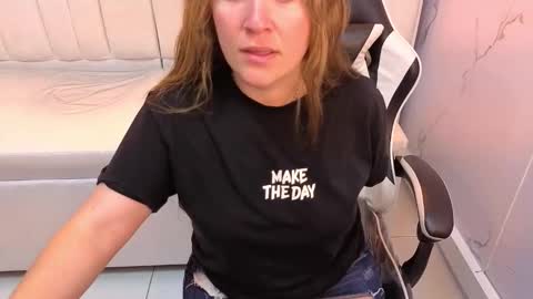 Carla  online show from 11/17/25, 12:55