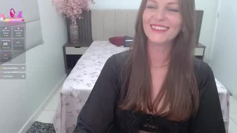 Snapshot of carlamarried chatting on 10/22/25, 12:44 Carla online show from 10/22/25, 12:44
