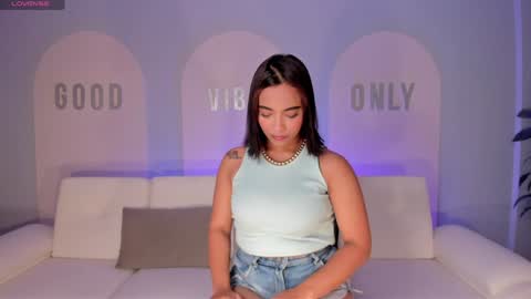 Snapshot of carlasmithx chatting on 01/12/25, 11:47 Carla online show from 01/12/25, 11:47