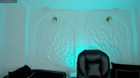 Carla online show from 10/25/25, 12:23