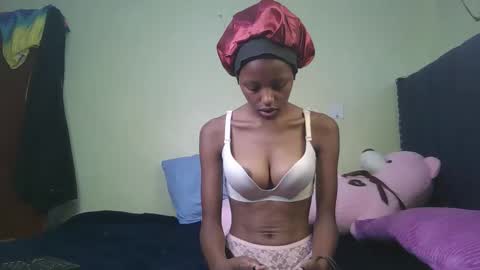 Snapshot of carlex_ chatting on 10/25/25, 09:28 carlex_ online show from 10/25/25, 09:28