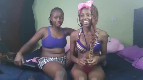 Snapshot of carlex_ chatting on 11/08/25, 10:30 carlex_ online show from 11/08/25, 10:30