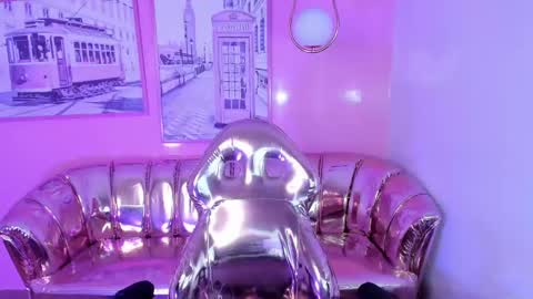 Snapshot of carlie_mayer chatting on 01/03/25, 03:16 CARLYE online show from 01/03/25, 03:16