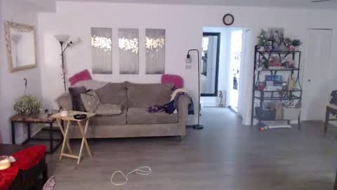 Snapshot of carliecreams chatting on 09/25/25, 12:42 Carlie online show from 09/25/25, 12:42