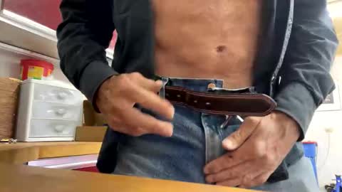 Snapshot of carlmeyers33 chatting on 10/18/25, 11:38 daddy cowboy fit mature straight online show from 10/18/25, 11:38