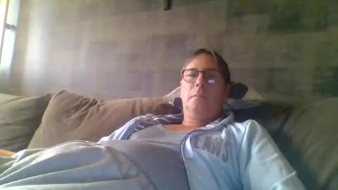 Snapshot of carlonebraska112233 chatting on 10/08/25, 10:02 carlonebraska112233 online show from 10/08/25, 10:02