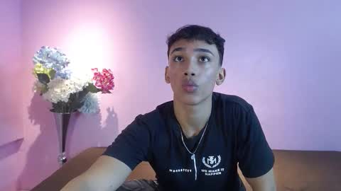 carloshot_01 online show from 12/01/25, 01:16