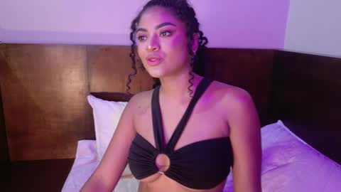 Carly Monroe  online show from 10/24/25, 10:17