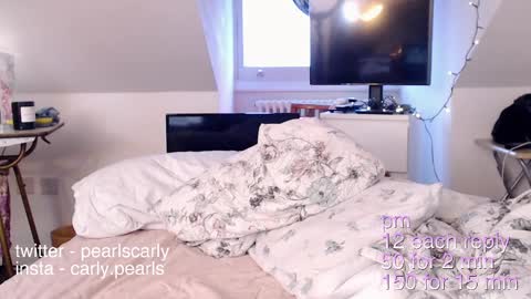Snapshot of carlypearls chatting on 01/17/25, 08:45 Carly Pearls online show from 01/17/25, 08:45
