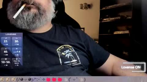 Snapshot of carmelo_devitto chatting on 11/02/25, 06:16 soy Batman online show from 11/02/25, 06:16