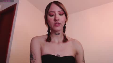 Snapshot of carmennrusso chatting on 01/29/25, 07:11 carmennrusso online show from 01/29/25, 07:11