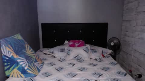 Snapshot of caro_milf_ chatting on 11/08/25, 07:01 Caro milf online show from 11/08/25, 07:01