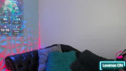 Snapshot of carohot_cg chatting on 10/01/25, 12:22 carohot_cg online show from 10/01/25, 12:22