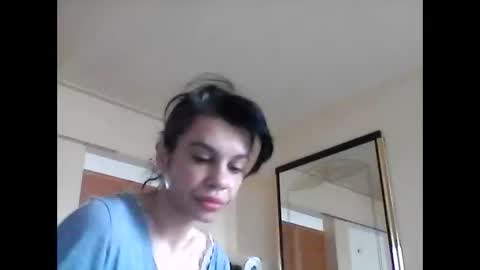 Snapshot of caroisback chatting on 11/14/25, 09:19 caroisback online show from 11/14/25, 09:19