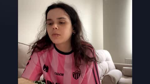 Rosa online show from 11/10/25, 09:41