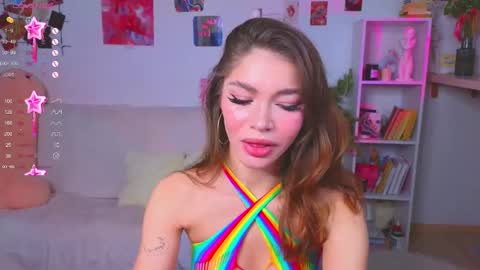 Snapshot of caroline_brown0 chatting on 01/08/25, 02:14 Caroline online show from 01/08/25, 02:14